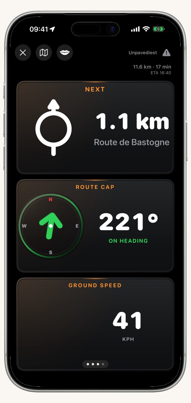 TrackHound glance-readable roadbook